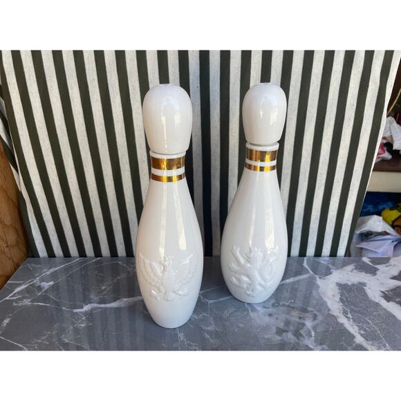 Imm Living Bowling Pins Oil and Vinegar Bottles - Picture 9 of 10